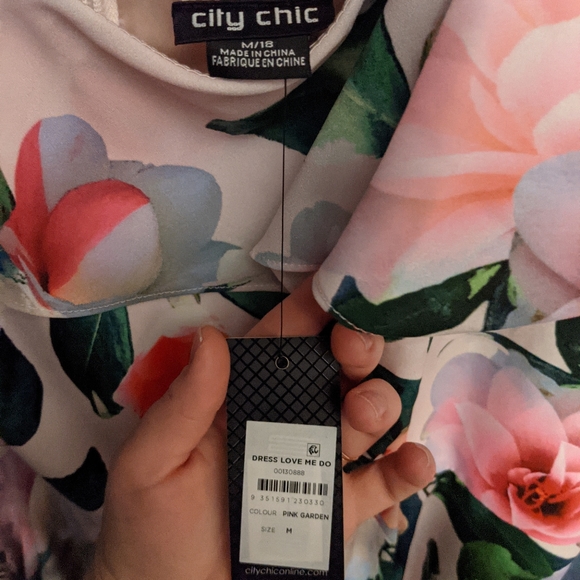 City Chic Off the Shoulder cold shoulder dress - Picture 2 of 4